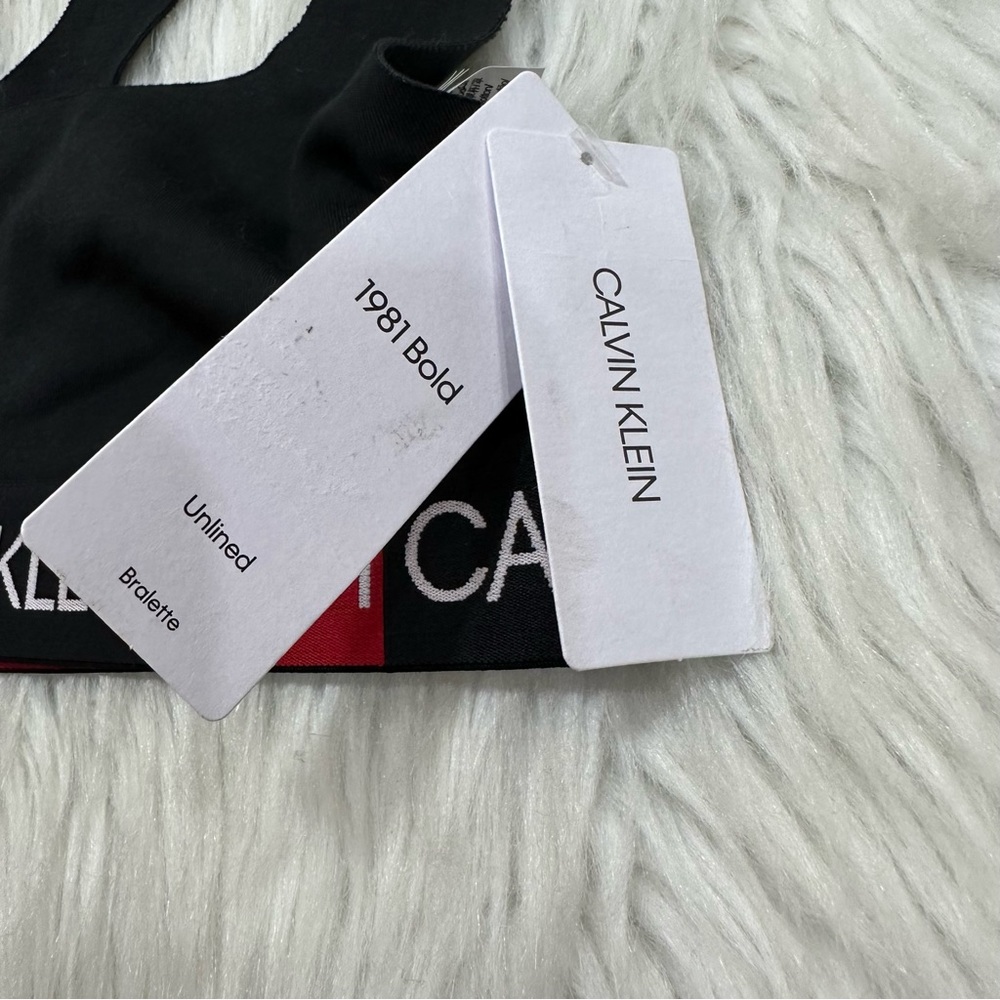 Black 1981 Bold Calvin Klein Bralette - Picture 9 of 11